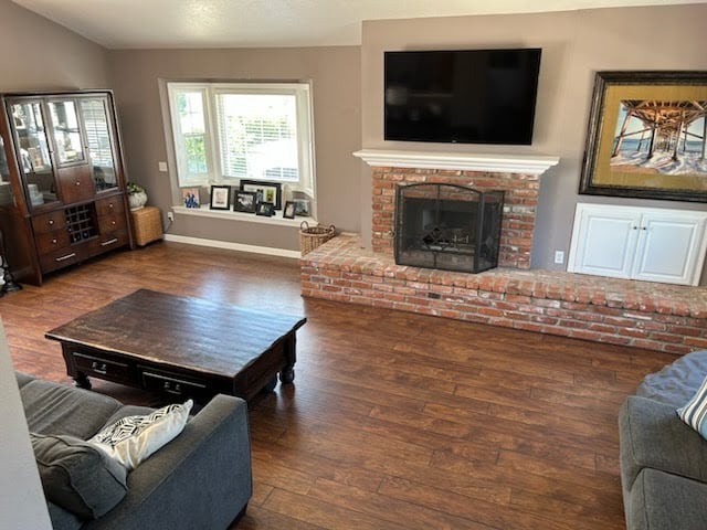 Photo - 215 Knox St House