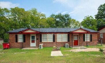 Building Photo - 1105 Stephens St