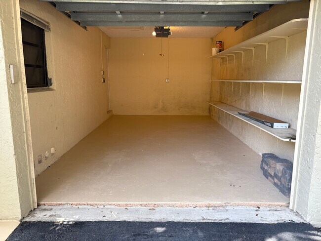 Foto del edificio - 3951 NE 17th Ave