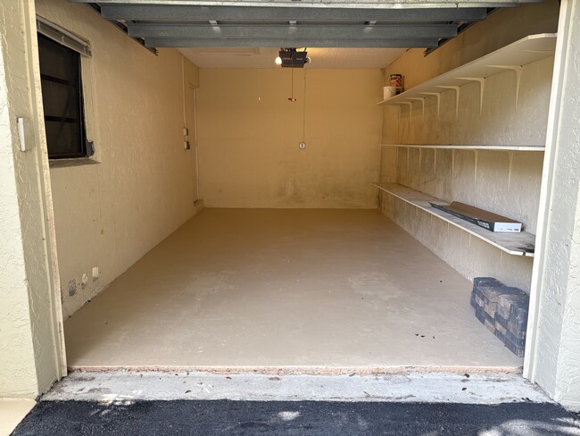 Building Photo - 3951 NE 17th Ave