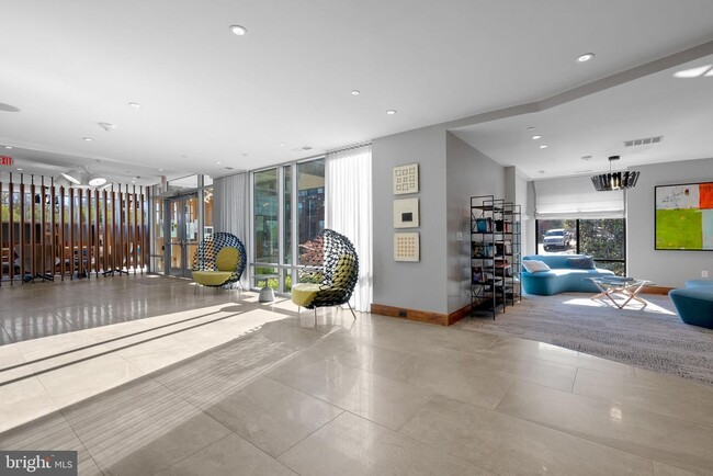 Foto del edificio - 145 Riverhaven Dr