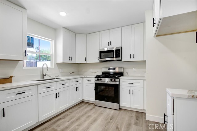 Foto del edificio - 554 N 6th Ave