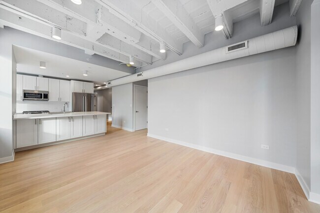 Foto del edificio - 4640 N Ashland Ave