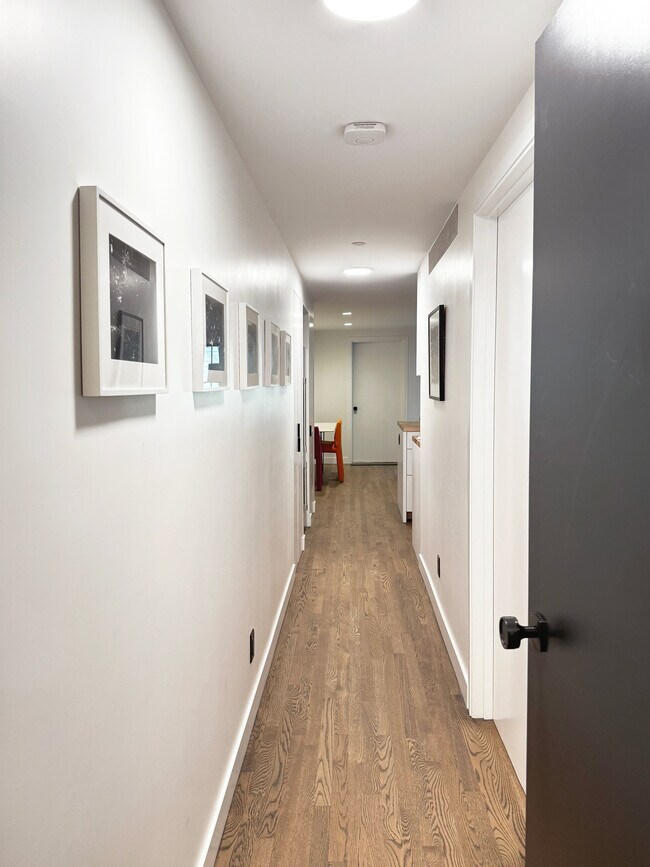 entry hall with closet - 181 Dean St
