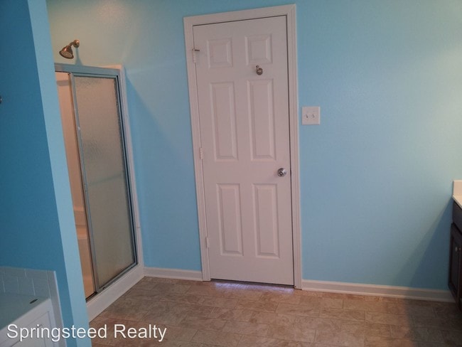 Building Photo - 4 br, 2.5 bath House - 3248 Bamburgh Court