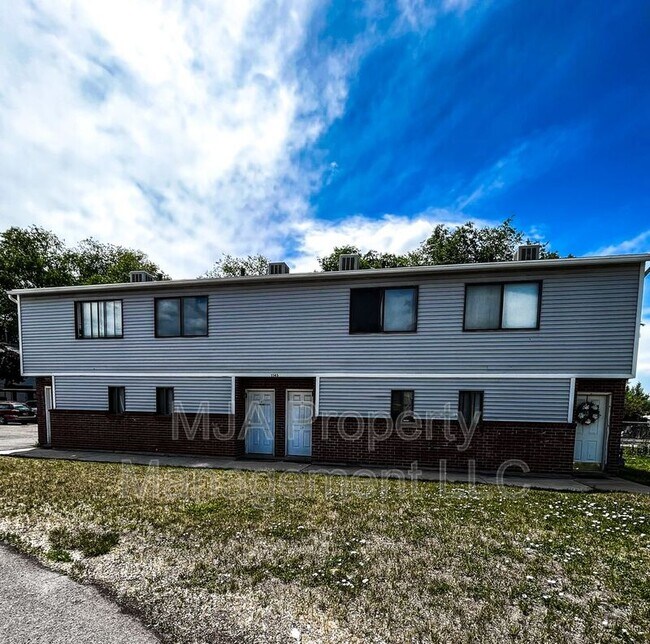 Building Photo - 1145 W 1600 N