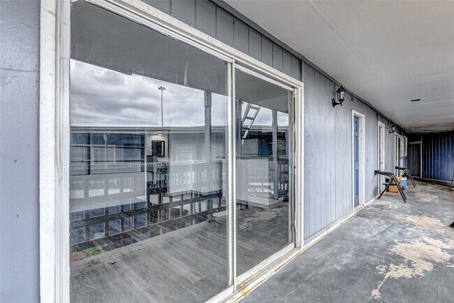 Foto del edificio - 7527 Gulf Fwy