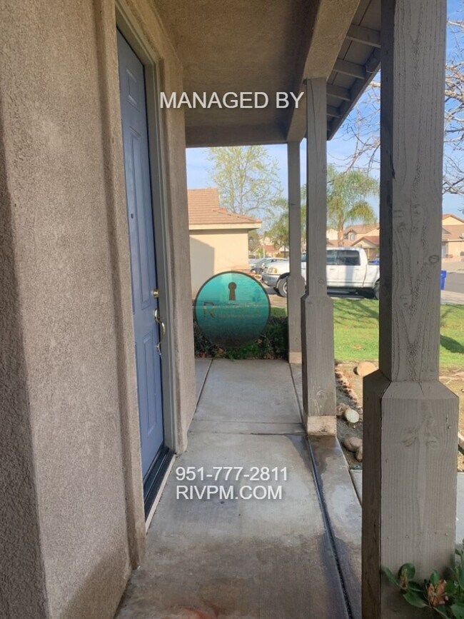 Foto del edificio - COMING SOON!  Highly Desirable Orangecrest Location!!!