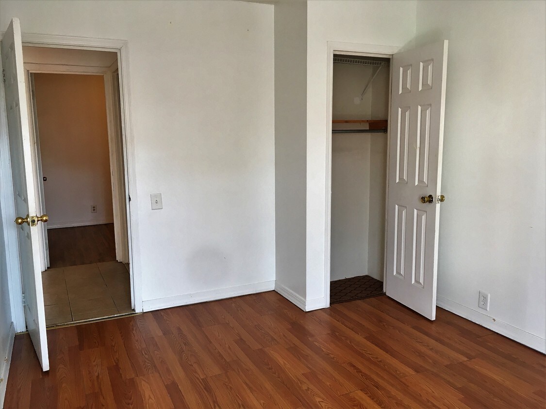 Primary Photo - 584 Sackett St
