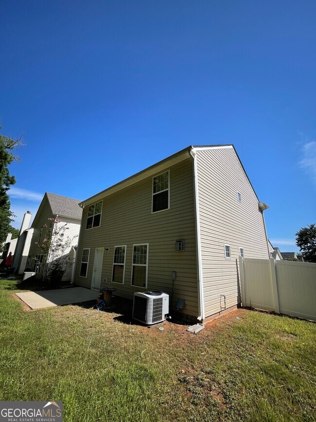 Foto del edificio - 363 Arrowhead Dr