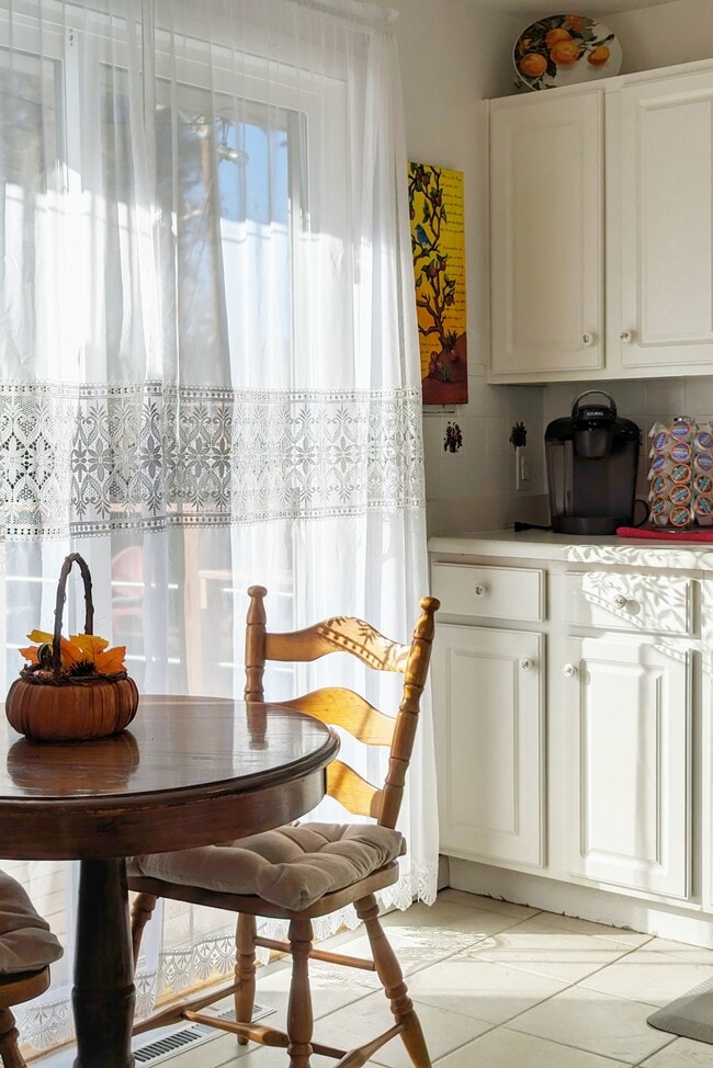 Photo - 2612 Lark Dr House