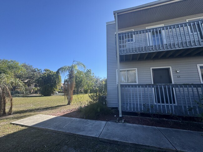 Foto del edificio - 259 Fenwick Dr