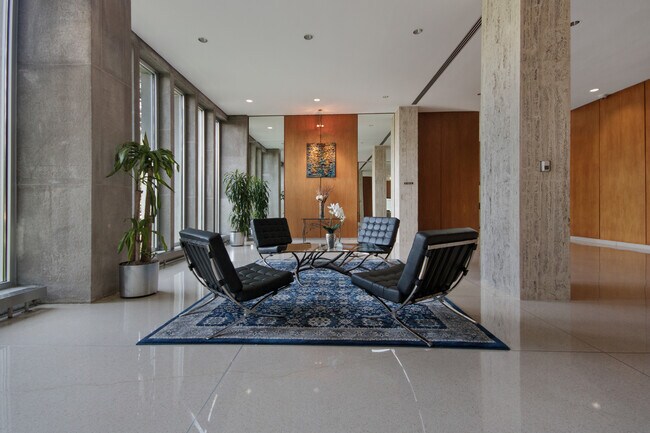 Foto del edificio - 4800 S Chicago Beach Dr