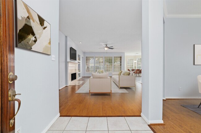 Foto del edificio - 12215 Salmon Creek