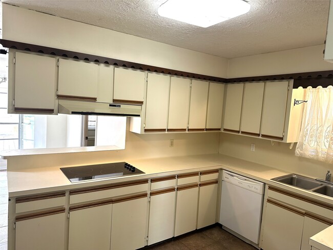 Building Photo - 3146 Bonney Briar Dr