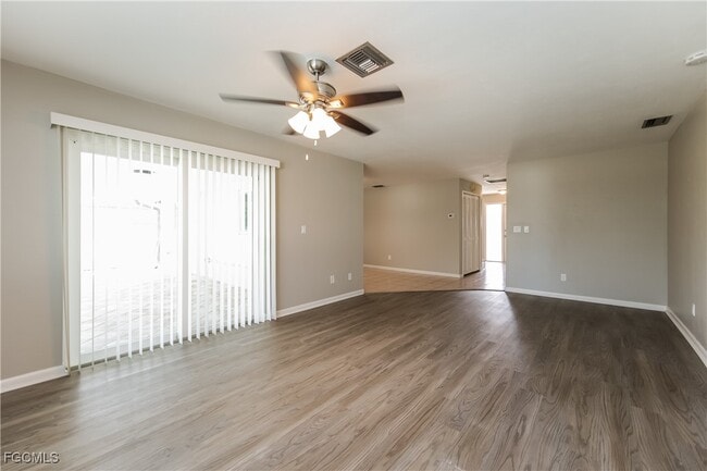 Foto del edificio - 1414 SE 26th Terrace