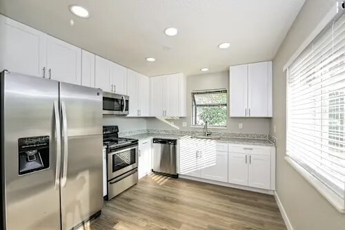 Foto del edificio - 2456 S Ellis St