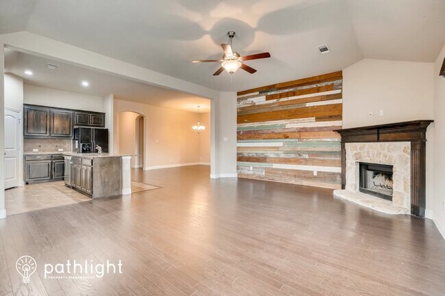 Building Photo - 232 Sandy Way, Red Oak, TX, 75154