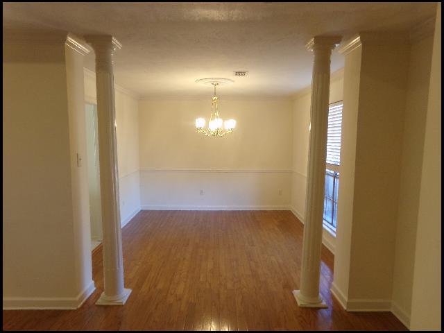 Building Photo - 103 Miramar Dr