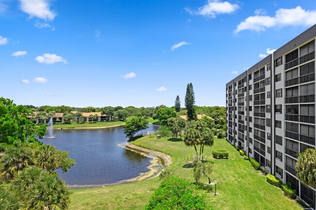 Foto del edificio - 1266 S Military Trail