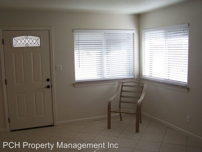 Building Photo - 257 Sharp Cir