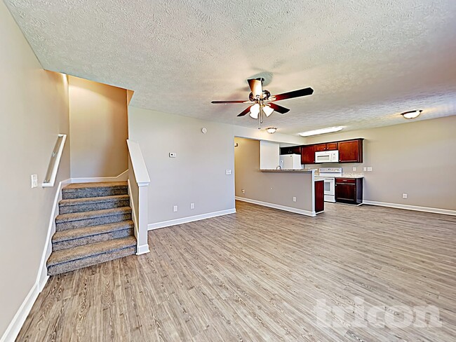 Building Photo - 912 Tapoco Ct