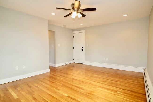 Foto del edificio - 2 Forest St