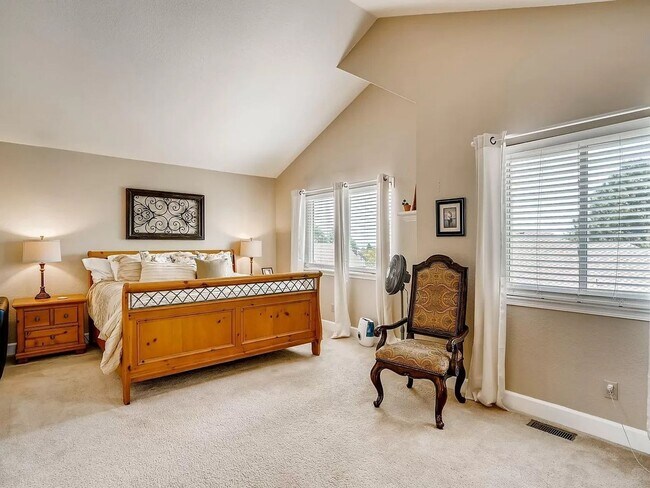 Foto del edificio - 4 Bedroom Single Family in Lone Tree