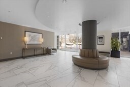 Foto del edificio - 8 Museum Way