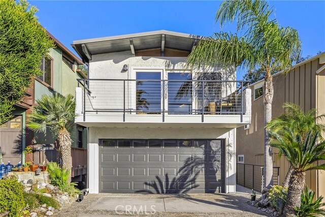 Primary Photo - 884 Tia Juana St