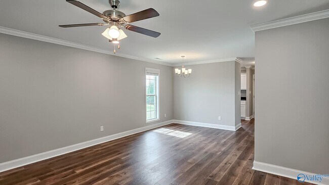 Foto del edificio - 16769 Newby Chapel Rd