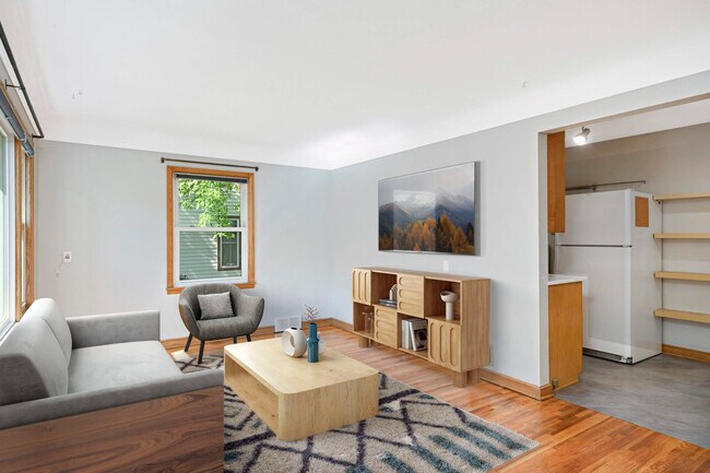 Foto del edificio - 4022 Perry Ave N