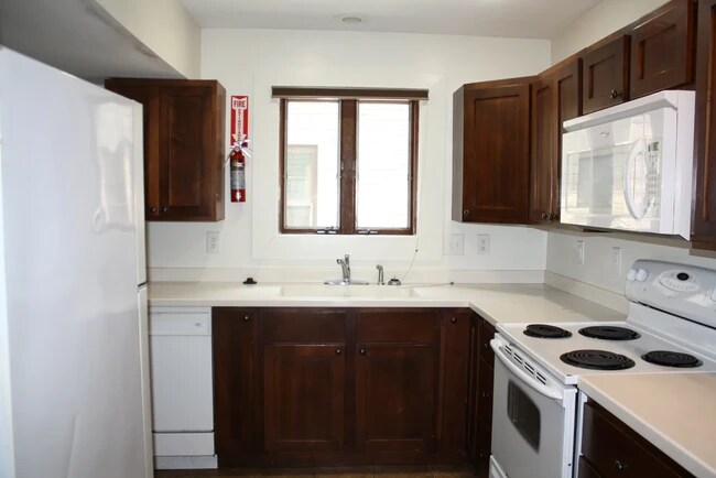 Foto del edificio - 426 E 2nd St