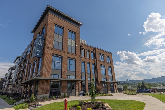 Building Photo - Valleydale Apartments