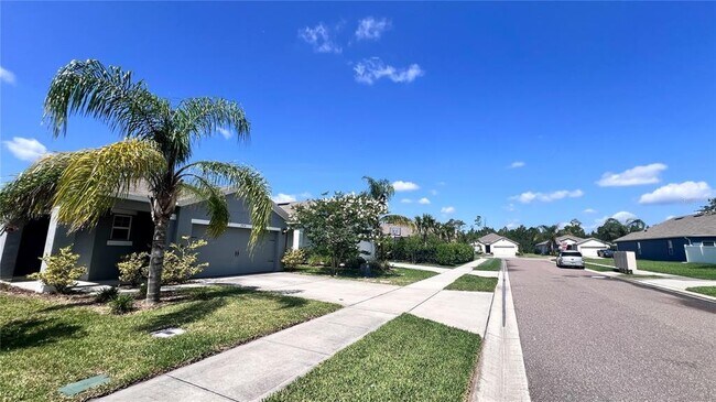 Building Photo - 2924 Sime St
