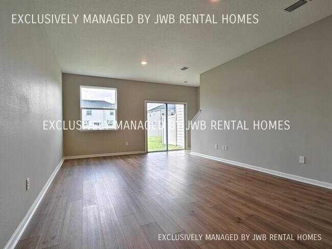 Foto del edificio - 9818 Fiddleback Ln