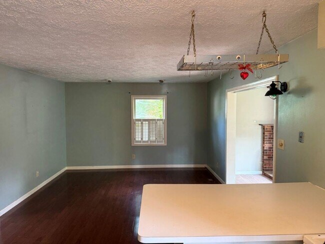 Building Photo - Available Nov 21st, 2025!