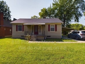 Building Photo - 2729 Calumet St