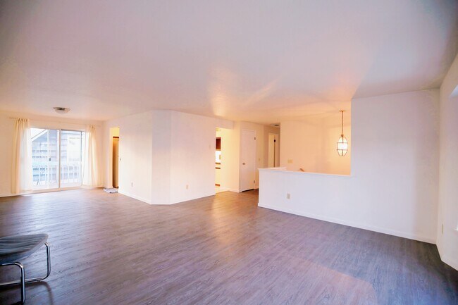 Foto del edificio - 515 NW Bright St