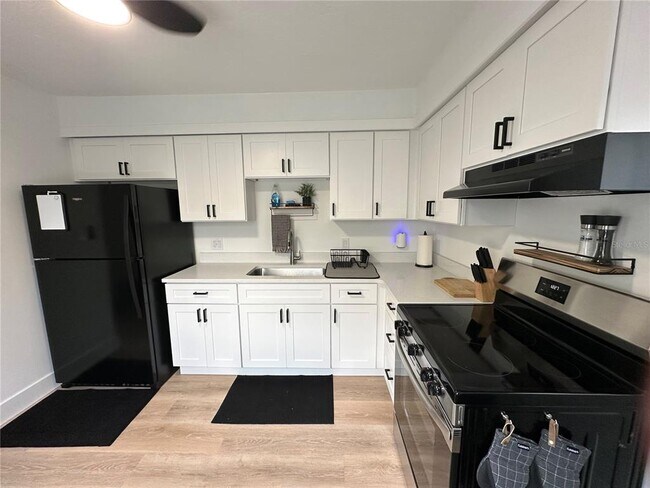 Foto del edificio - 7914 43rd Ave W