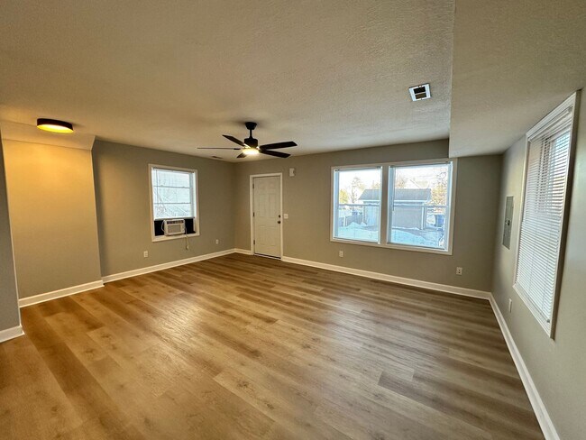 Foto del edificio - 629 SE Oak St