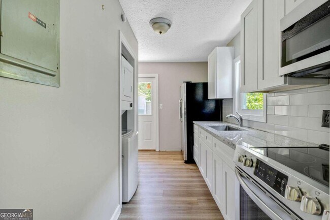 Foto del edificio - 2805 Sanford Rd SE