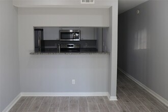 Building Photo - 12633 Memorial Dr