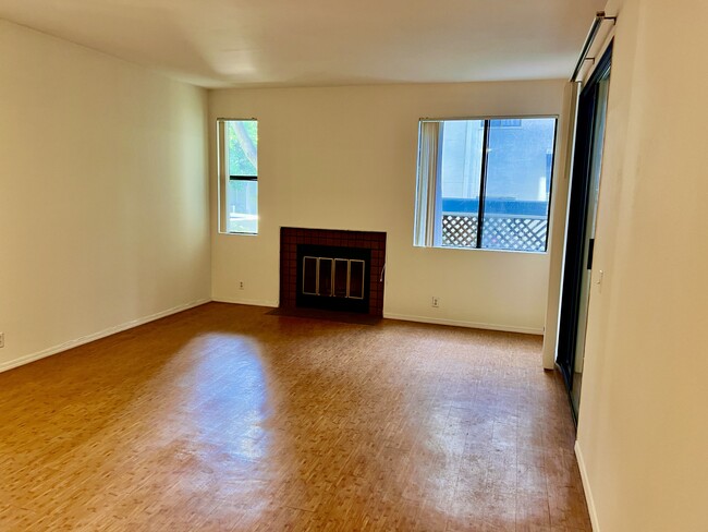 Foto del edificio - 2224 River Run Dr