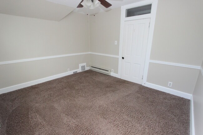 Foto del edificio - 19 W Crystal Lake Ave