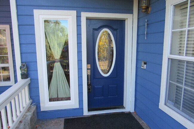 Building Photo - Gorgeous Custom Pleasanton Home in Great Location