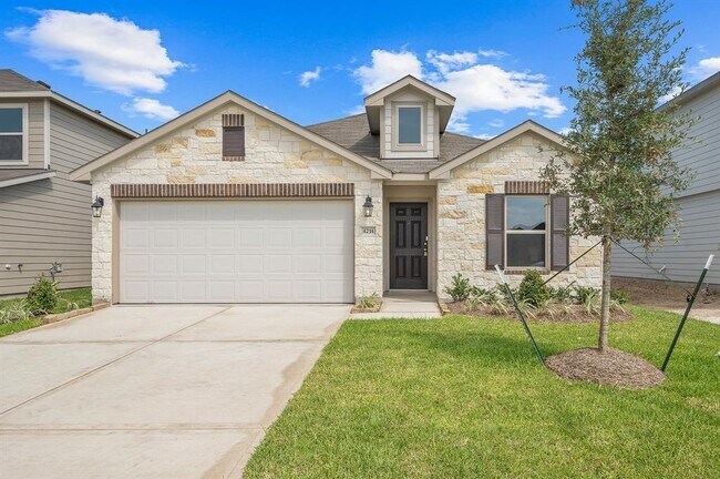 Building Photo - 4214 Tulip Oak Dr