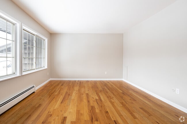 Interior Photo - Oneida Garden Apartments