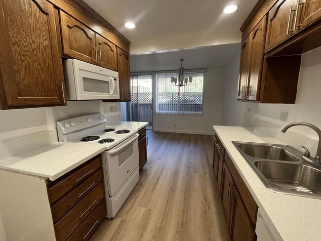 Interior Photo - Woodland House Apartments