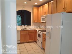 Building Photo - 7575 Meadow Lakes Dr
